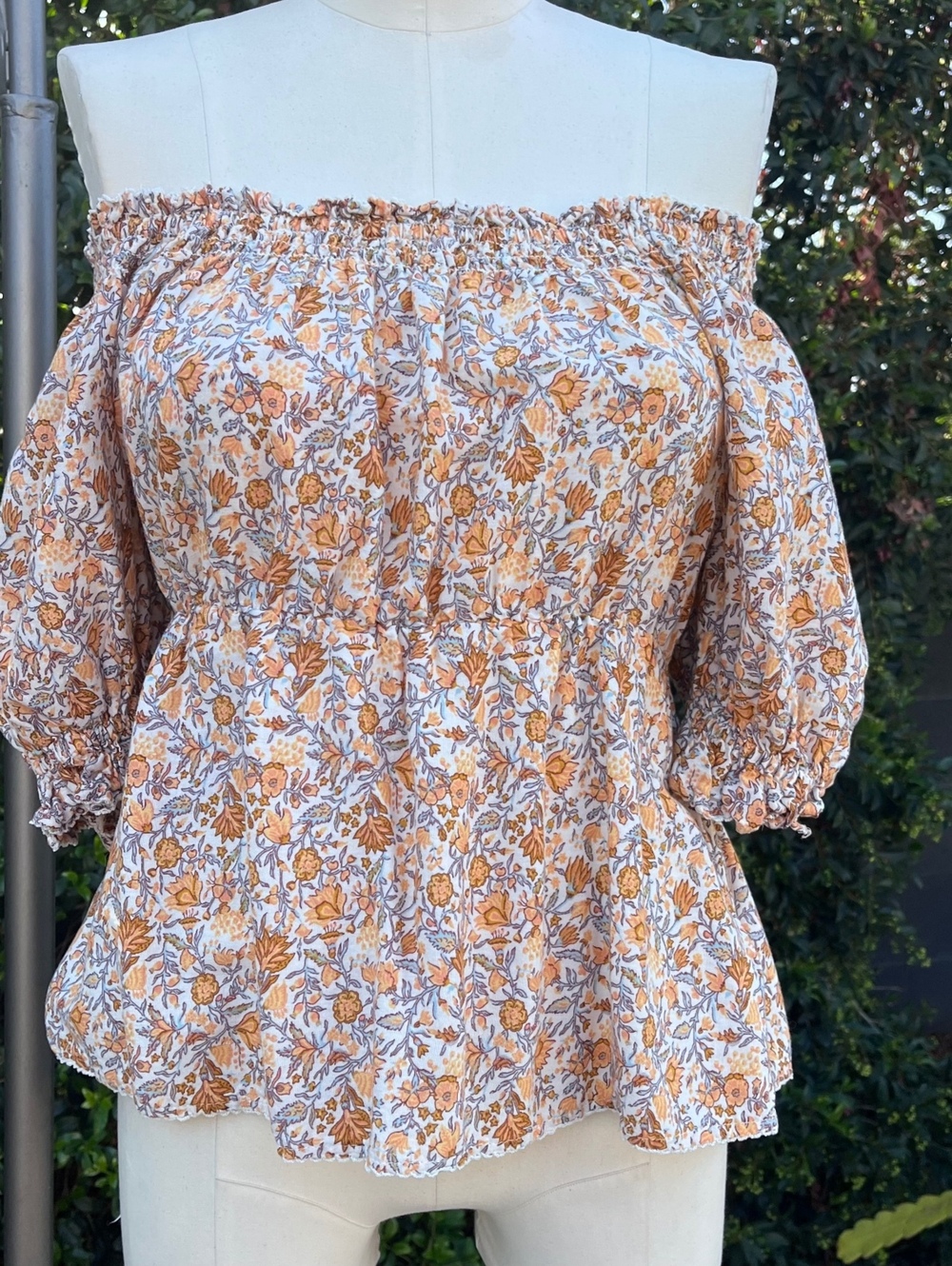 Old Navy Floral Smocked Puff Sleeve Peplum Top Size Small Cottagecore Boho